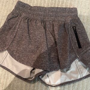 Grey lulu shorts